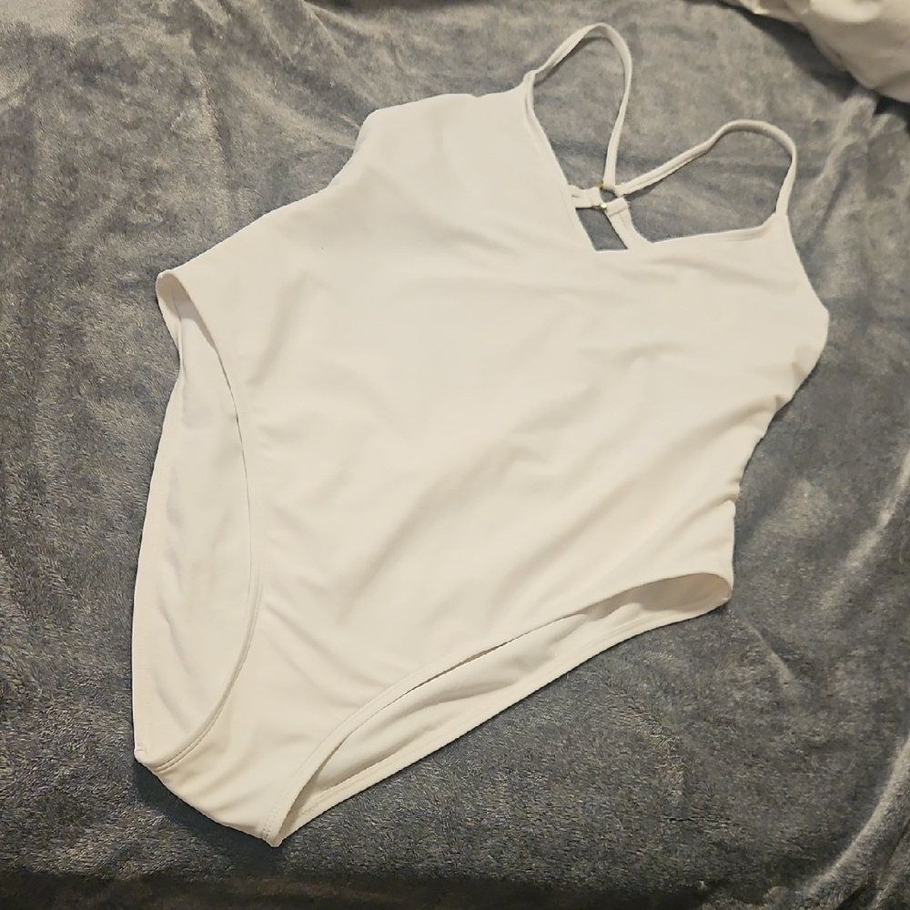 Shade & Shore White Women's One Piece Swimsuit